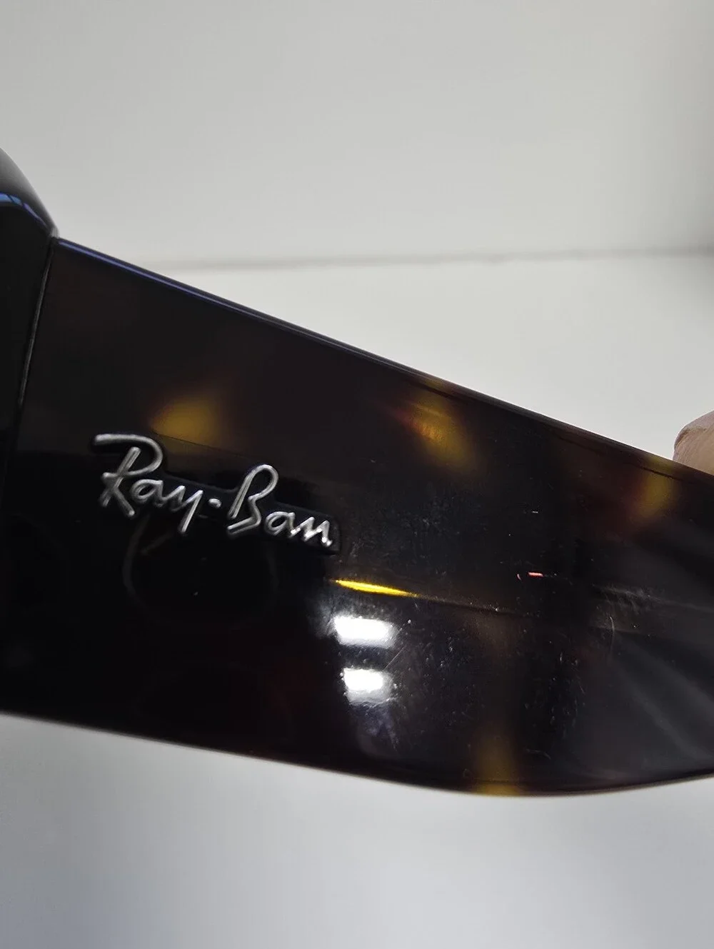 Ray-Ban Beate sunglasses Polarized RB2212 902/58 56-20